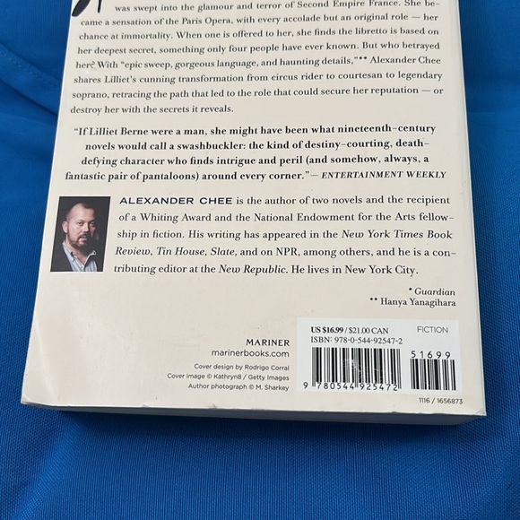 The Queen Of The Night By Alexander Chee Soft Cover National Bestseller NWOTS - Picture 12 of 12